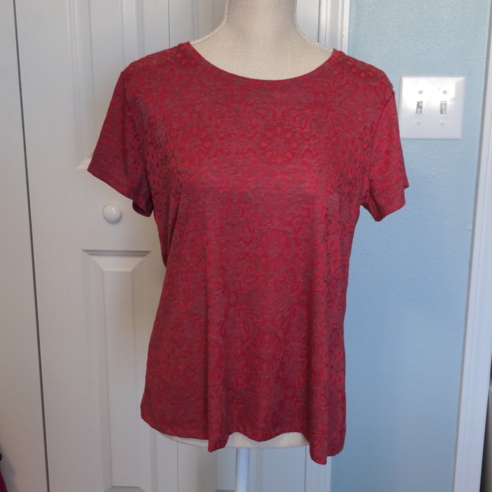 NWOT.  Reddish Tee